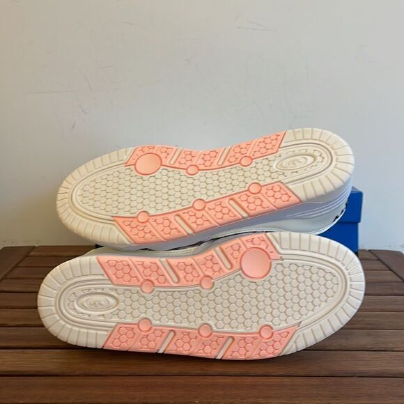 Adidas X Hello Kitty ADI2000 sneaker Women Size 9(HQ4507) - Picture 8 of 14